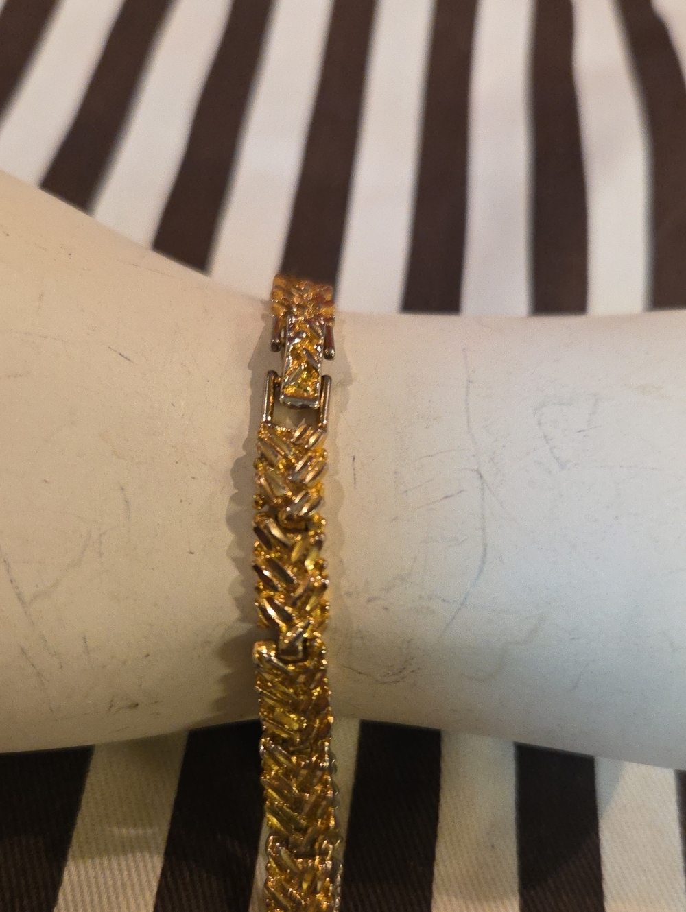 Women's Gold Braided Link Bracelet - Sleek Classic Style [1360]